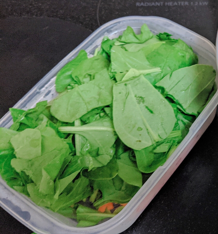 切ったほうれん草