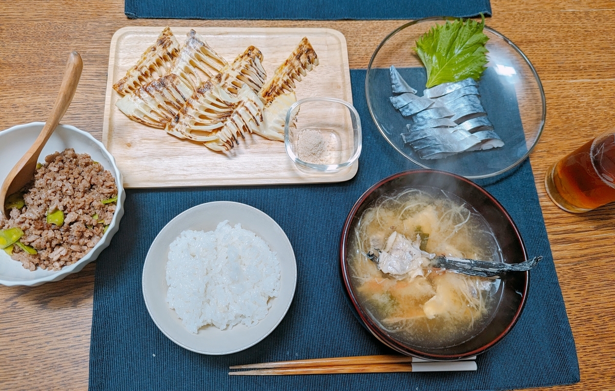 たけのこと鯵の夕食