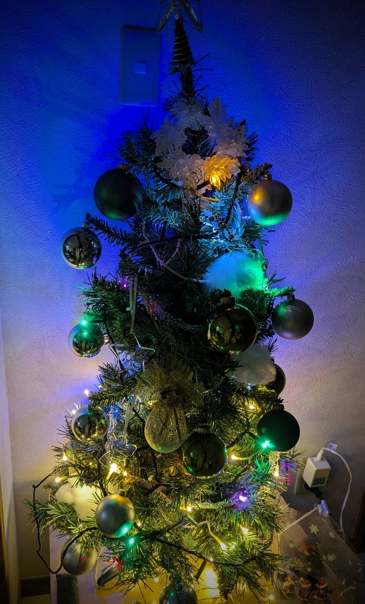 夜のクリスマスツリー