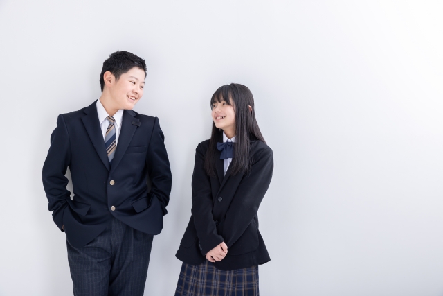 中学生の男女