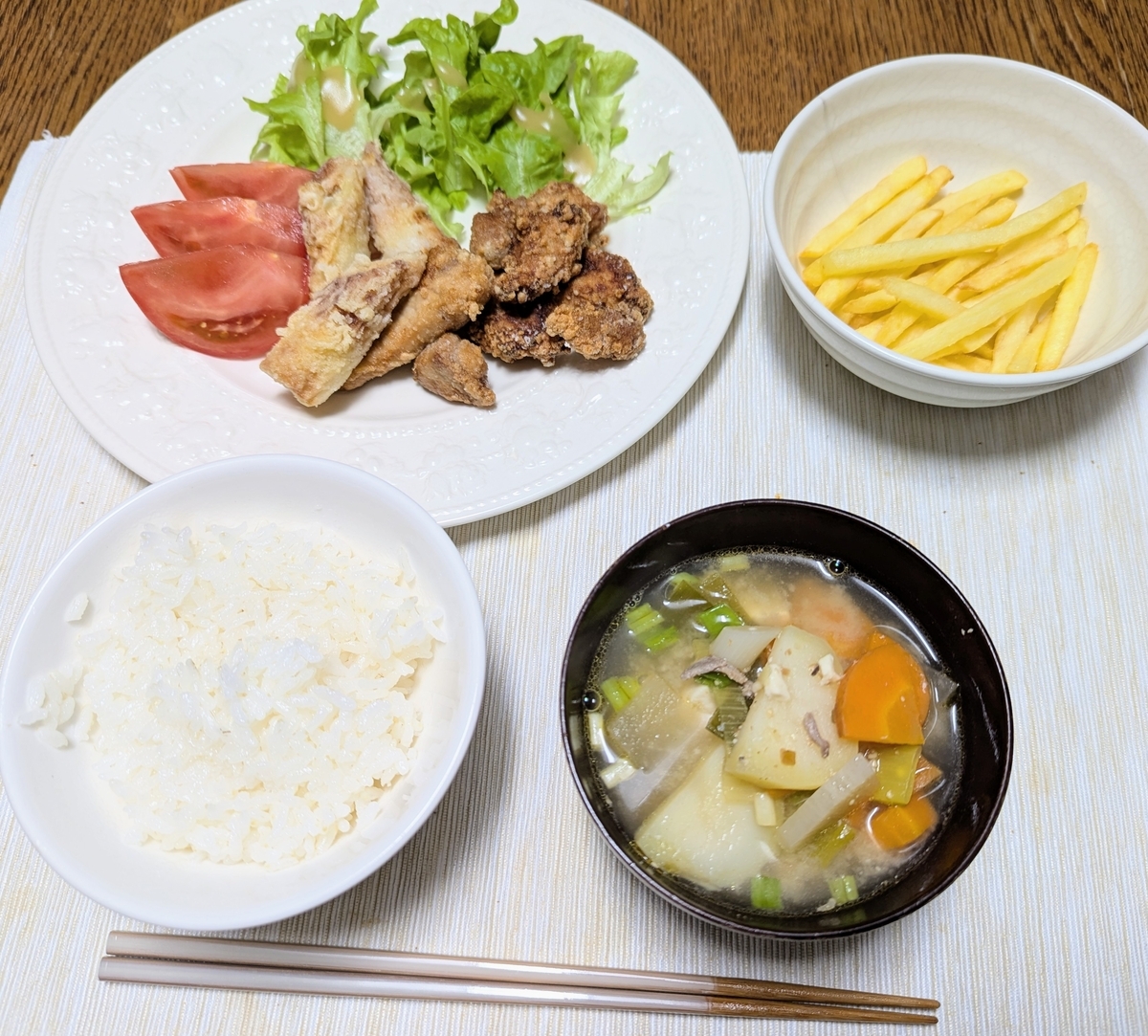 まぐろの竜田揚げの夕飯