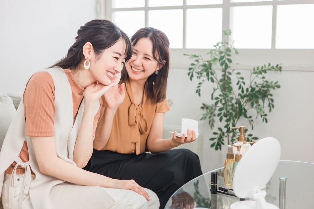 ä¸ç·ã«ã¡ã¤ã¯ããã女æ§2人