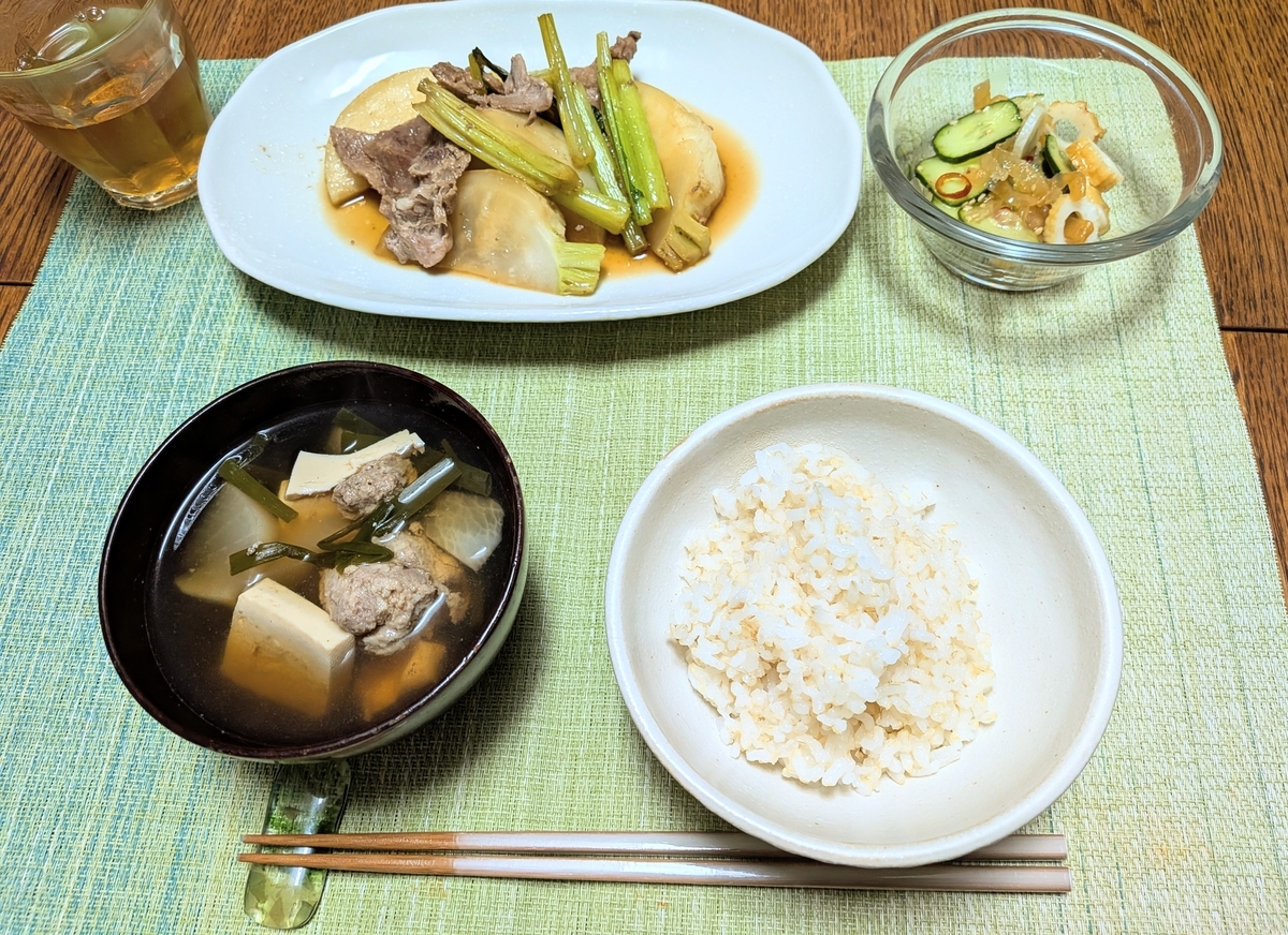 かぶの豚肉炒めの夕食