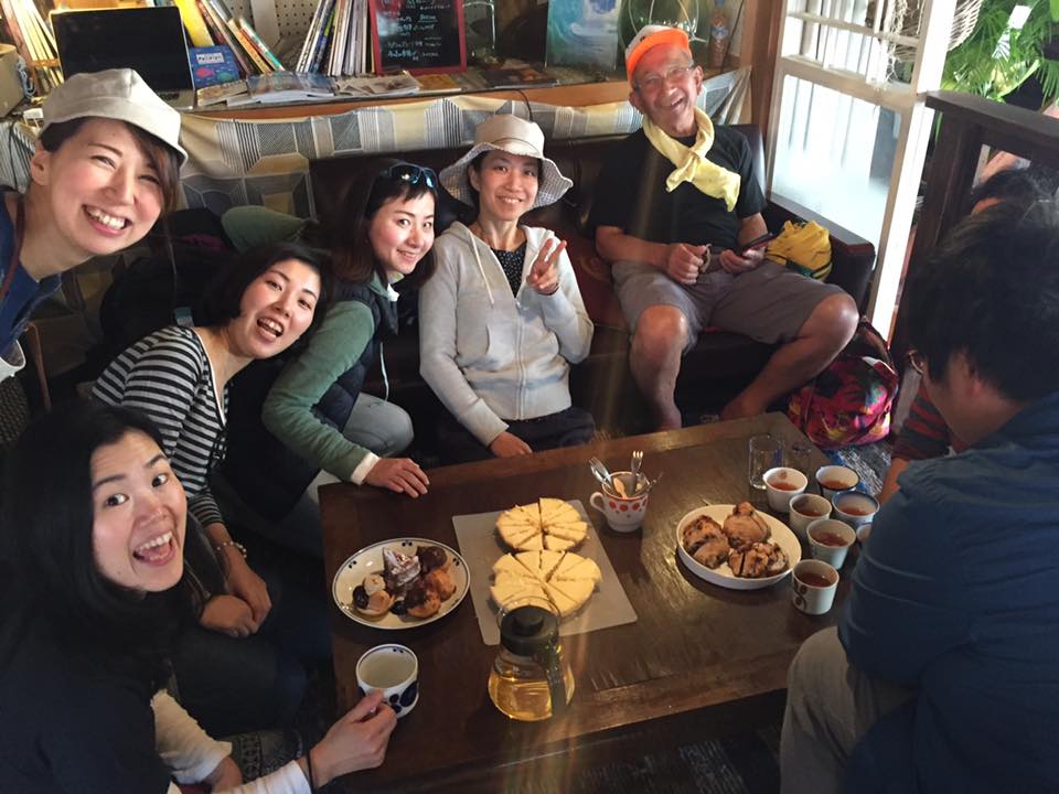 しまらくだ しまらくだ