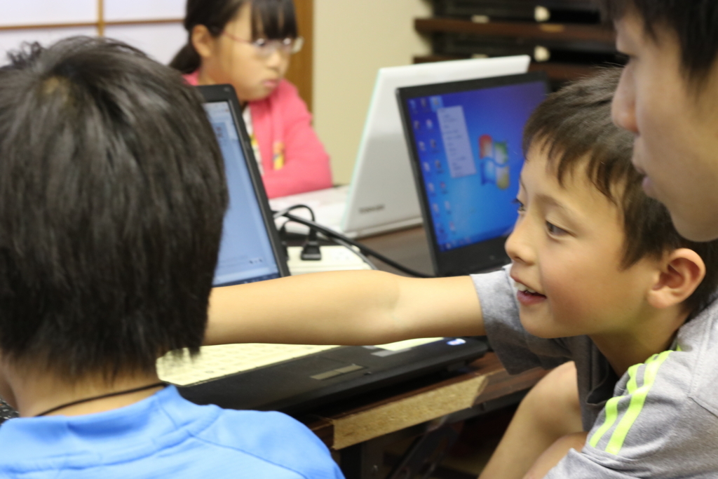 f:id:coderdojo-ise:20180515162821j:plain f:id:coderdojo-ise:20180515162821j:plain