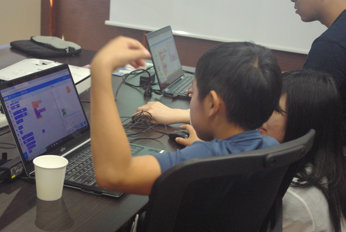 f:id:coderdojo-kagoshima:20190811085451j:plain f:id:coderdojo-kagoshima:20190811085451j:plain