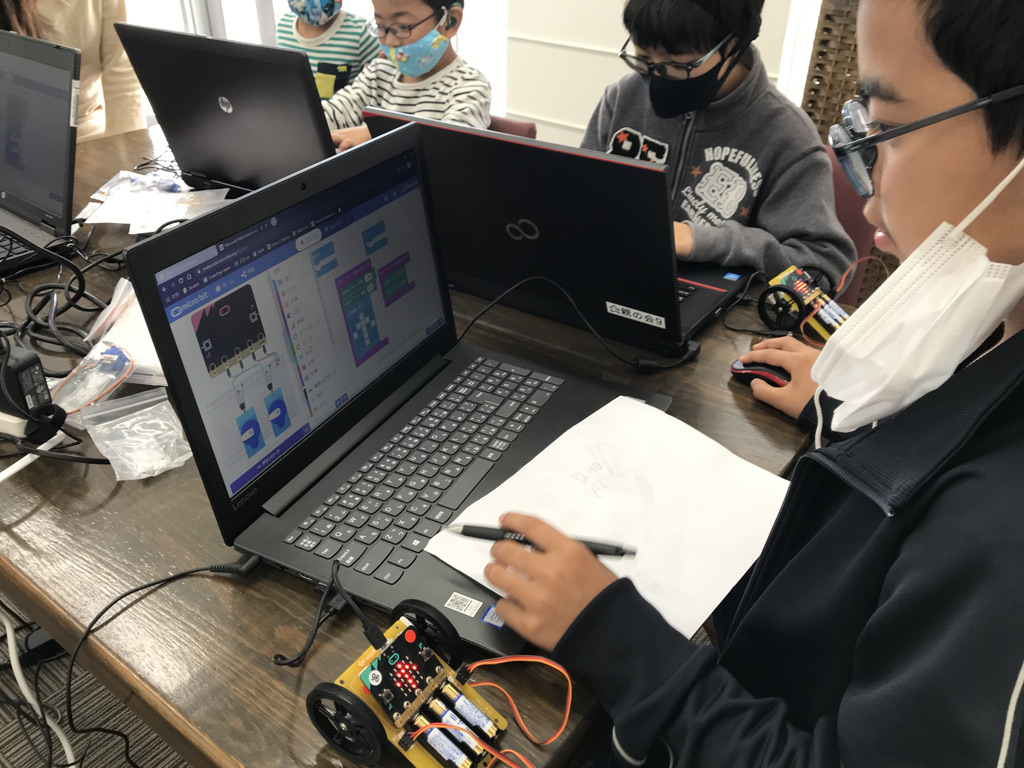 f:id:coderdojo-okinawa-pia:20210314144902j:plain