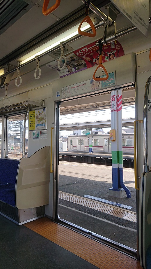 鉄道10 【内装写真あり】東武鉄道9000系電車 更新車 - 小江戸て