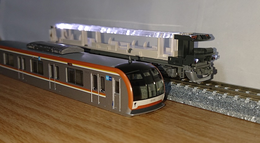 鉄道模型120 【KATOの室内灯取り付け】西武40000系
