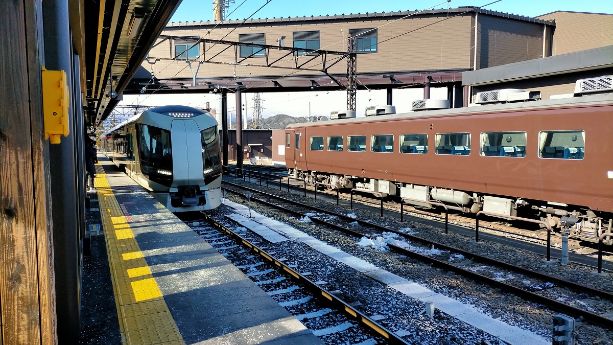 鉄道248 【私鉄の夜行列車】今年も運転! 日光紅葉夜行 小江戸てつどう旅日記