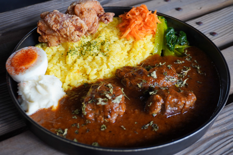 カレーハウス やまねこ亭