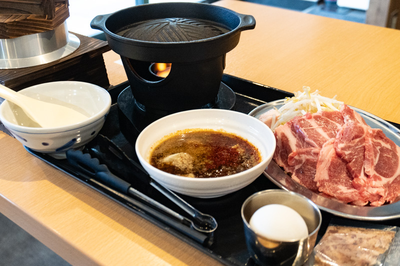 石川県野々市市にある成吉思汗大学にんにく組のジンギスカン定食