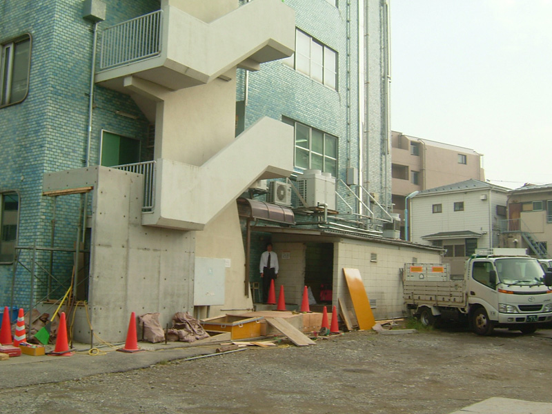 f:id:com:20051028122705j:image