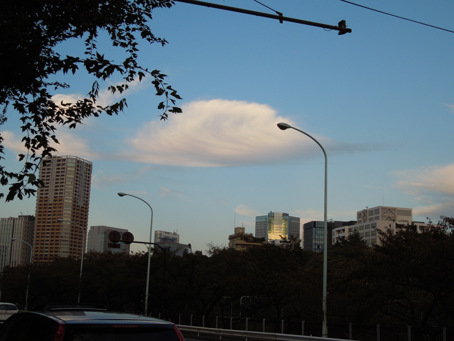 f:id:com:20111029162904j:image