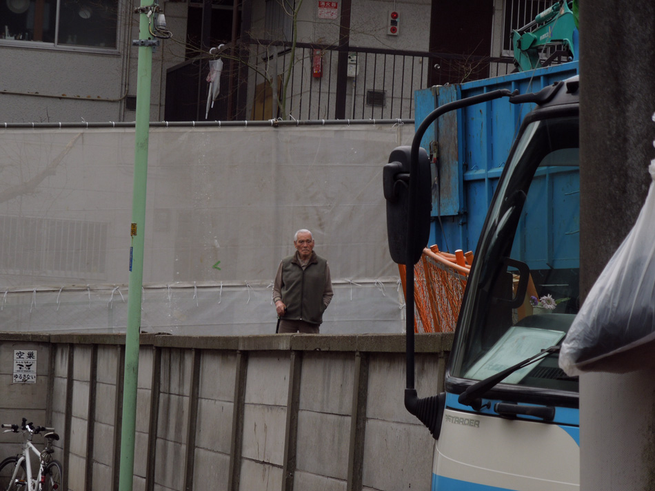 f:id:com:20120222124230j:image