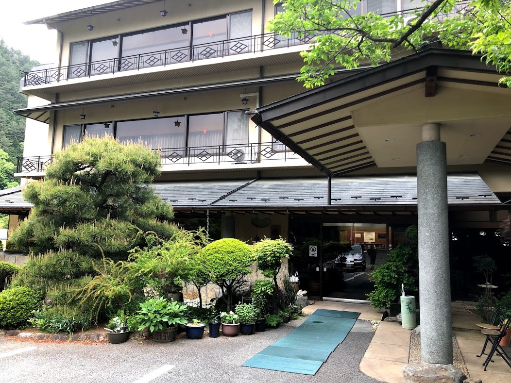 f:id:comiguro_saiyo2019:20190527142431j:plain f:id:comiguro_saiyo2019:20190527142431j:plain