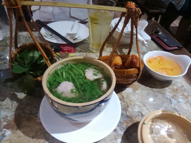 f:id:commodore:20191219215917j:plain f:id:commodore:20191219215917j:plain