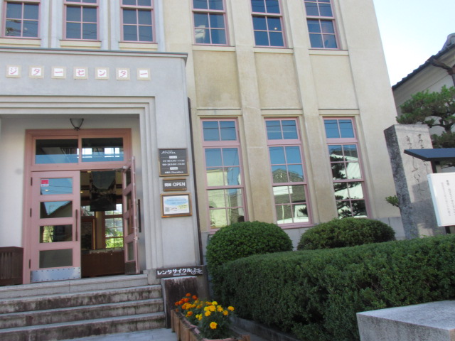 f:id:commodore:20200728182637j:plain f:id:commodore:20200728182637j:plain