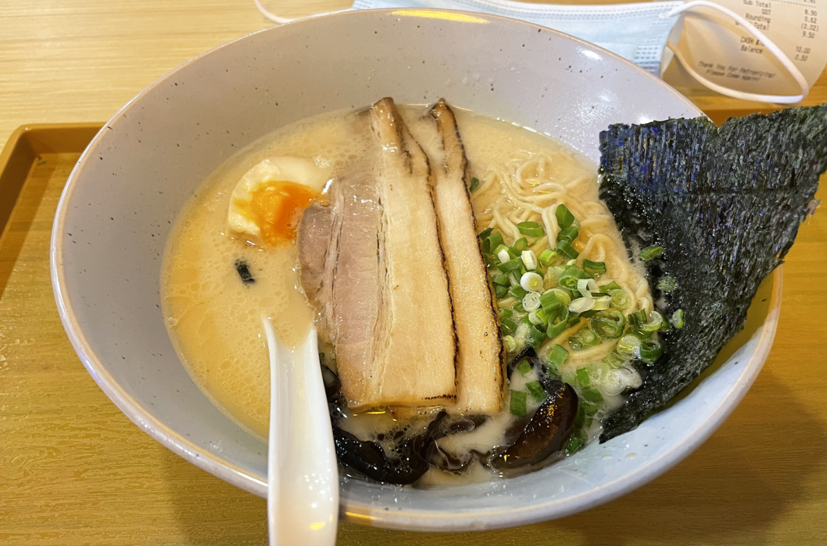 とんこつラーメン