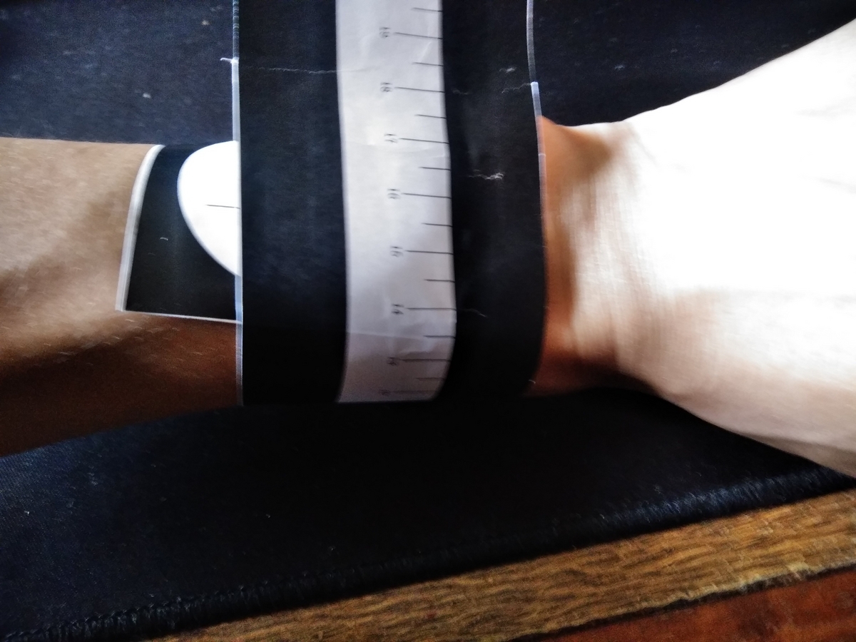 ROLLY、利用方法、ブランド時計、レンタル、サブスク、手首、サイズ