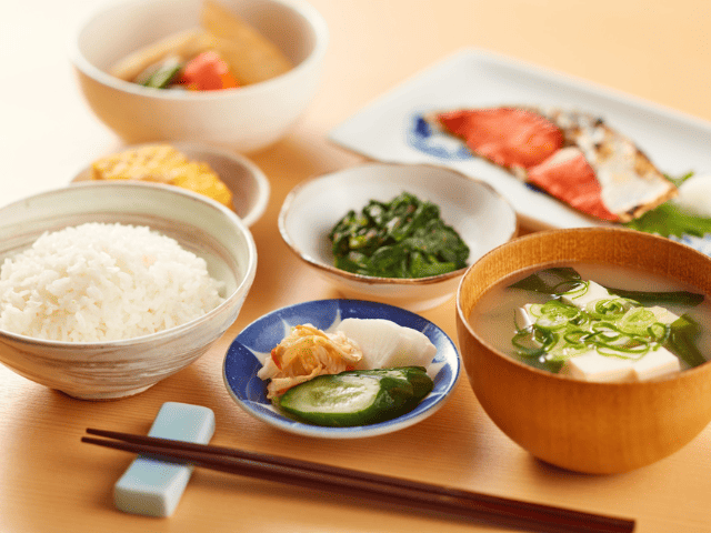 自炊しない女性,おすすめ,食事サービス