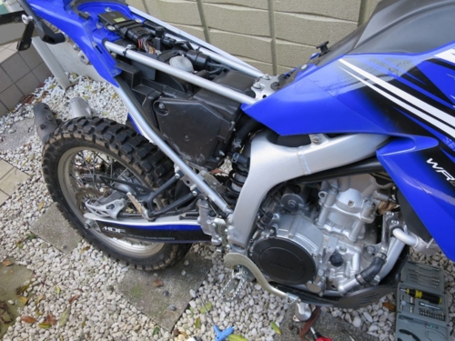 WR250R FMFQ4マフラー + SP忠男PowerBox - ふらりらいだー