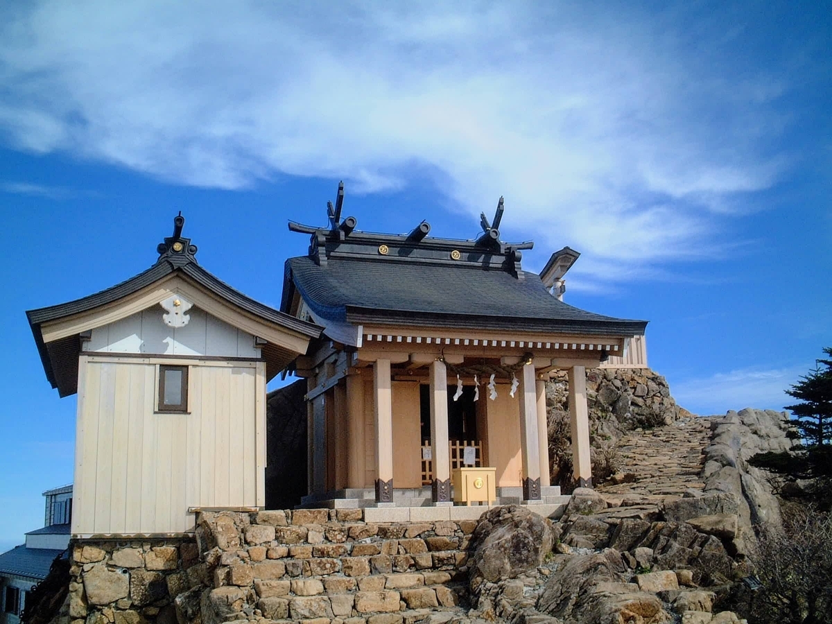 石鎚山