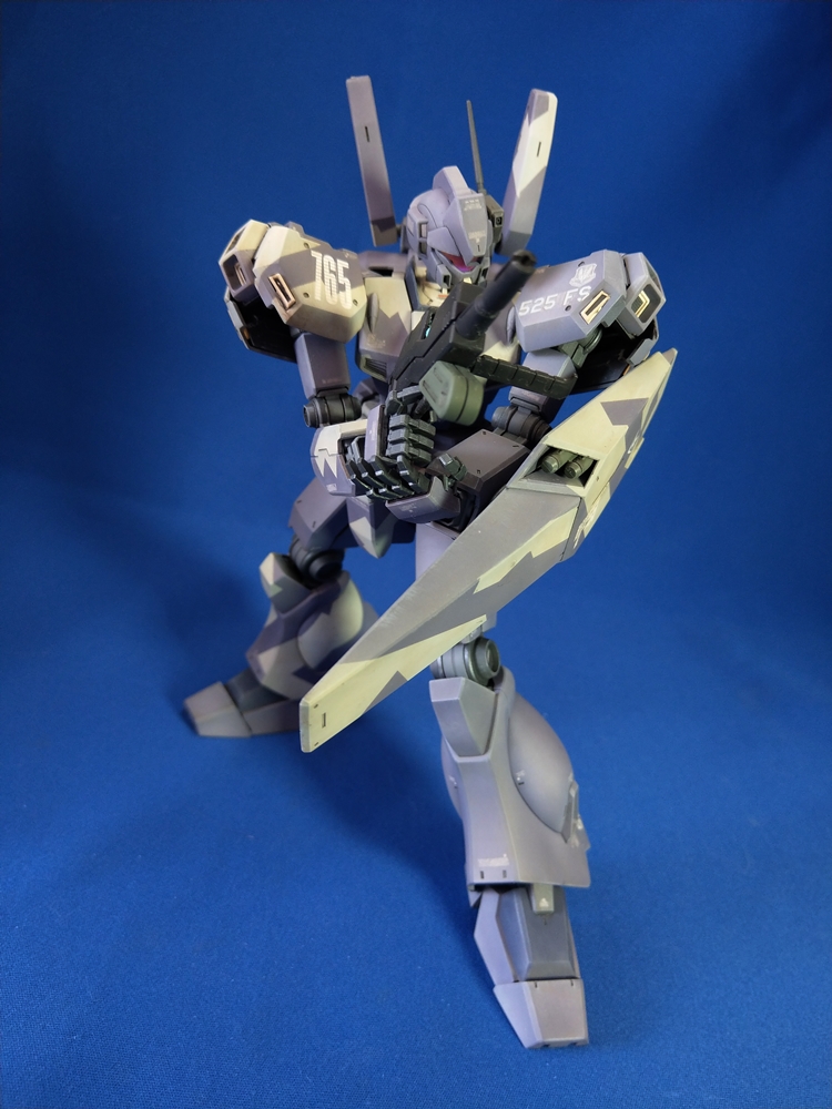 ジェガンD型 迷彩仕様　シャイアン基地 HGUC 1/144 RGM-89D ジェガンD型（迷彩仕様）【再販】 | 機動