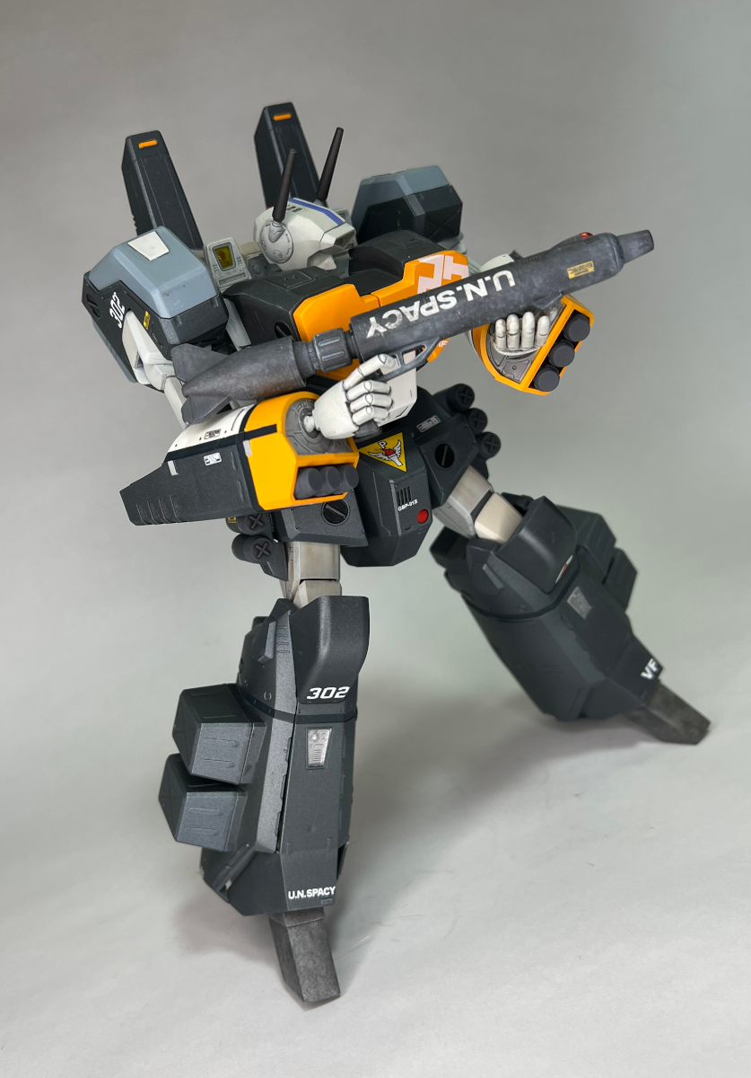 に*ー様 ハセガワ 1/72 アーマードバルキリー　塗装済み完成品 1/72 ハセガワ アーマードバルキリー制作完成 Armored Valkyrie