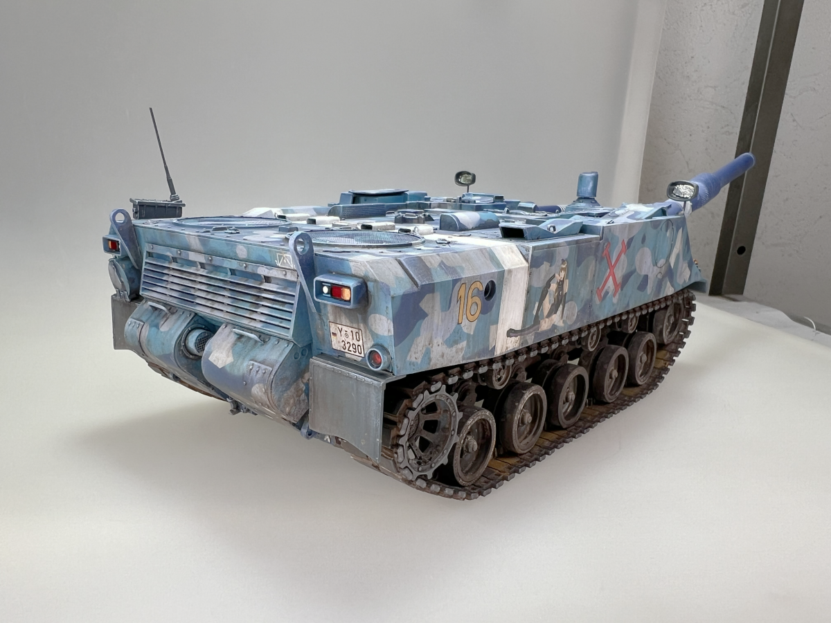1/35 VT1-2製作完成 Tacom - digital conception