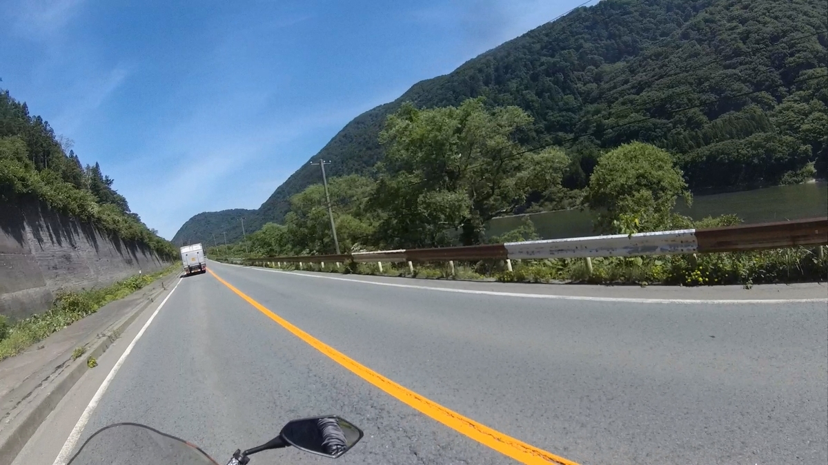 f:id:corocoma:20190617202403j:plain