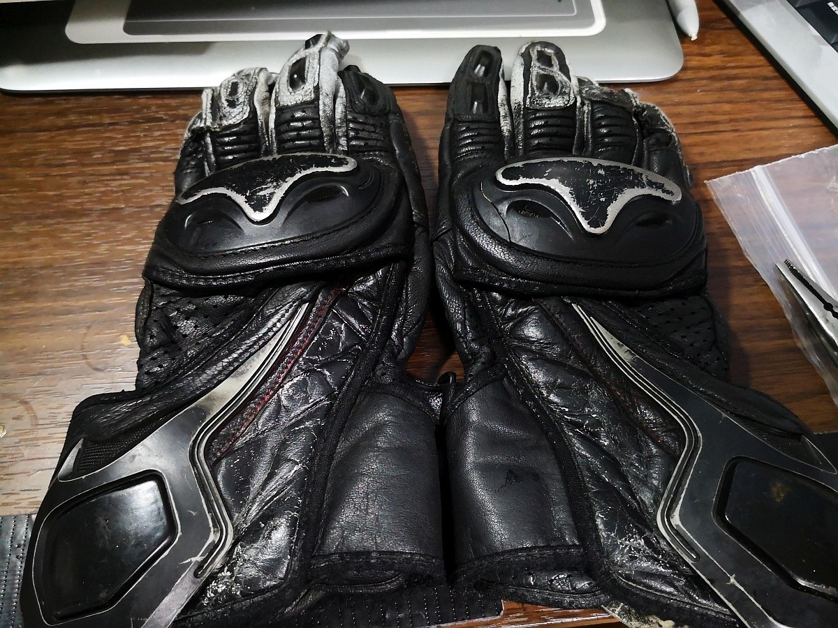 My New Komine Gear クッソ汚い絵描きのブログ