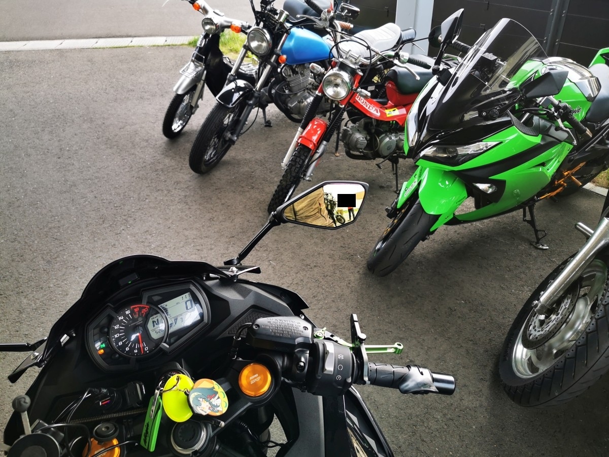 14年Ninja250→22年ZX-25R乗り換え - クッソ汚い絵描きのブログ