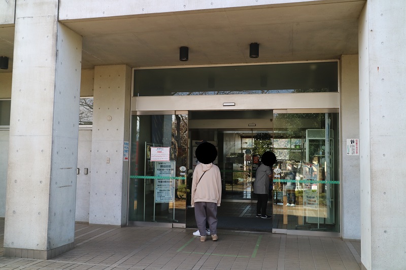 八千代ふるさとステーションの入り口