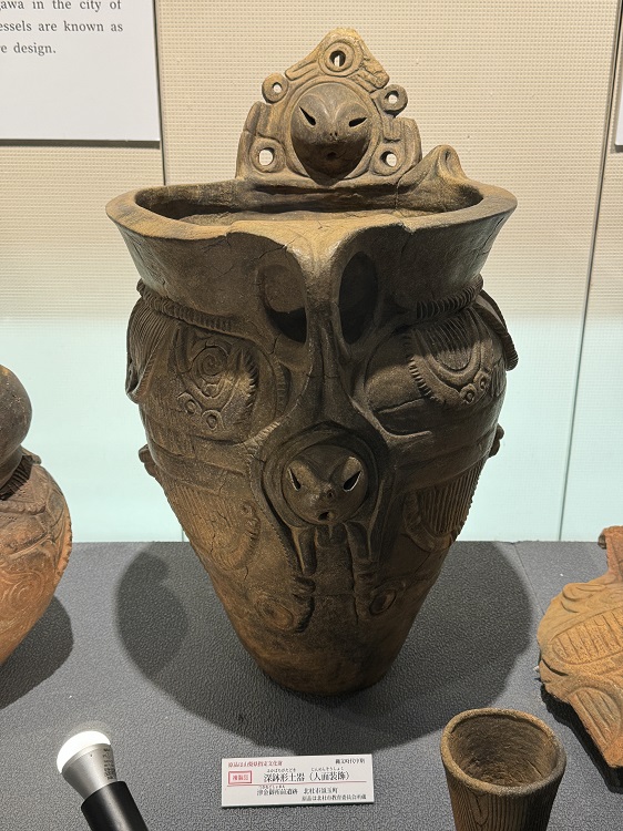 火焔型土器ブーム到来！同時代に出現していた土器たちを簡単に