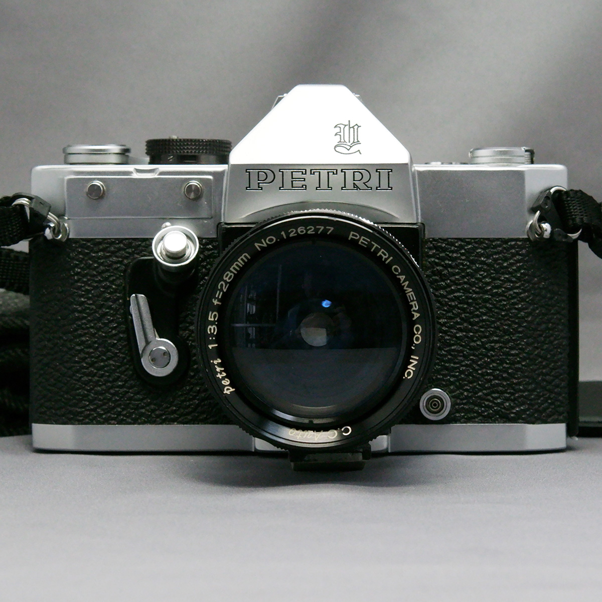 レンズ(単焦点) petri 28mm f3.5 ecoま】Petri 28mm F3.5 マニュアルレンズ
