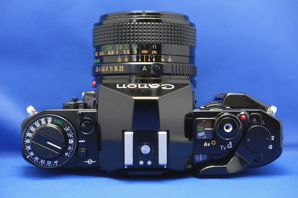 スーパーシューター Canon A-1 - フォト・ディレッタント 即納送料無料 【名機 動作OK フィルムカメラ スーパーシューター】キャノンA-1+単焦点2本 フィルムカメラ
