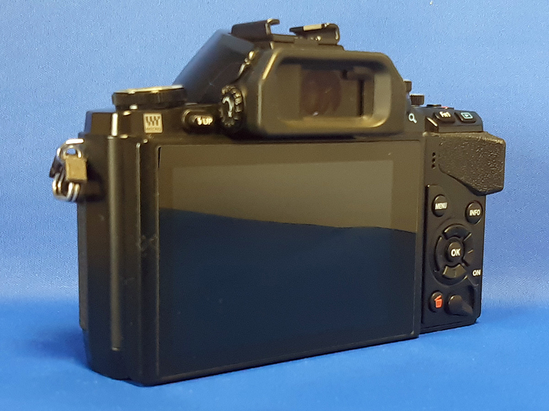 AFアダプターも完動！『OM-D E-M10』 - フォト・ディレッタント