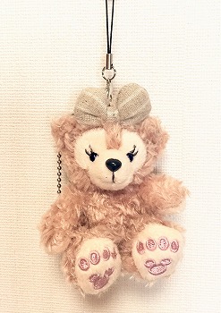ディズニーシーで買ったシェリーメイぬいぐるみストラップ 癒しのピアノと京都