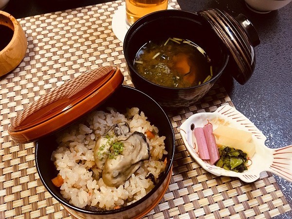 f:id:cotomo:20181121185946j:plain f:id:cotomo:20181121185946j:plain