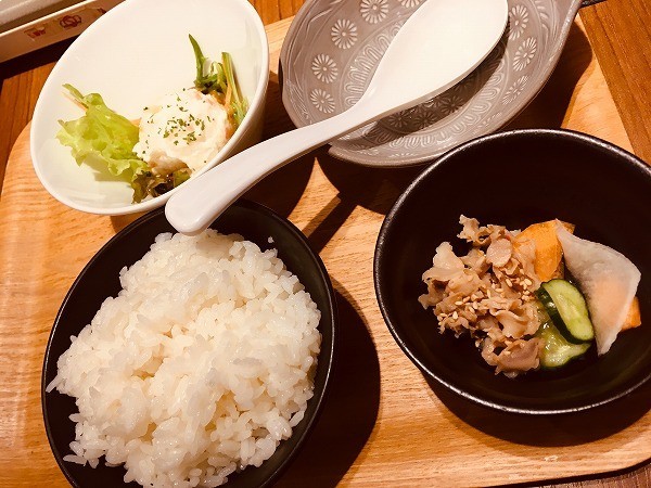 f:id:cotomo:20190505020555j:plain f:id:cotomo:20190505020555j:plain