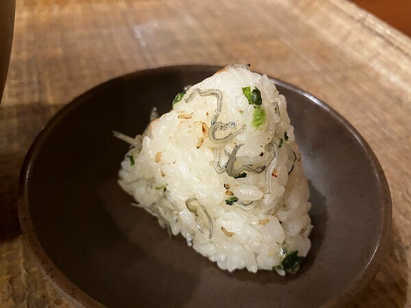 小さいおにぎり