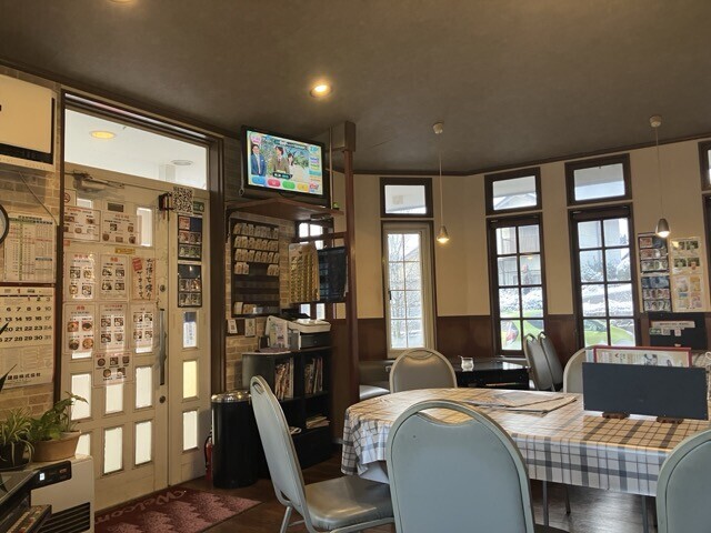 たけとんぼ店内