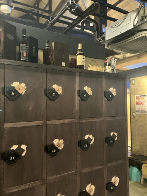 うなぎのたむろ春日井　下駄箱