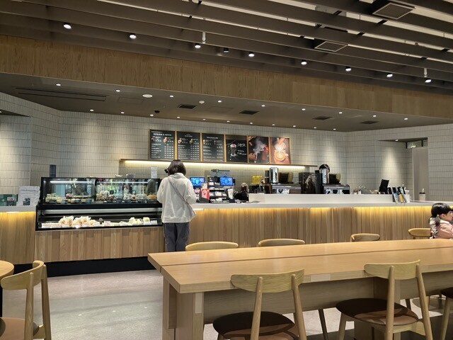 スタバレジ前