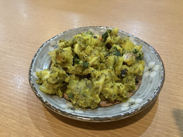 ネパールキッチン 野菜の何か