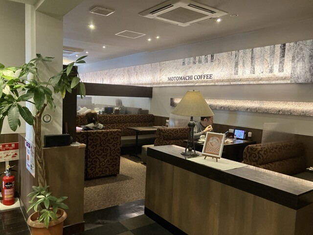 元町珈琲 一宮緑の離れ　店内