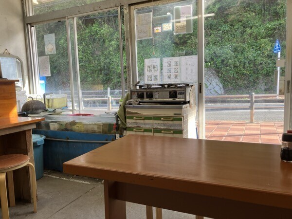 鈴木水産 店内