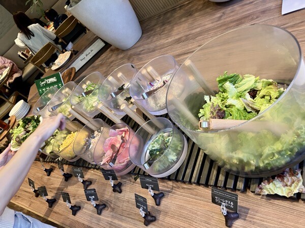 SALVATORE CUOMO Cafe mozoワンダーシティ　サラダバー