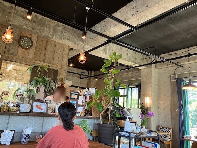 サコノミ 店内の様子